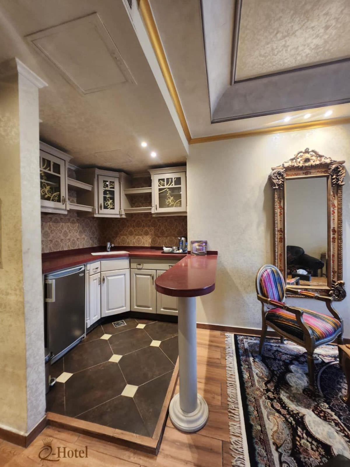 Q Hotel Beirut Eksteriør billede