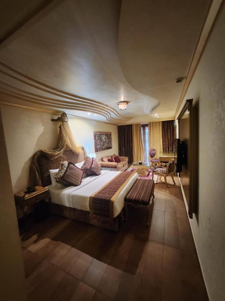 Q Hotel Beirut Eksteriør billede