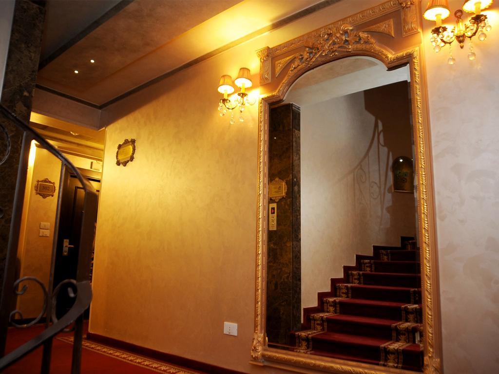 Q Hotel Beirut Eksteriør billede